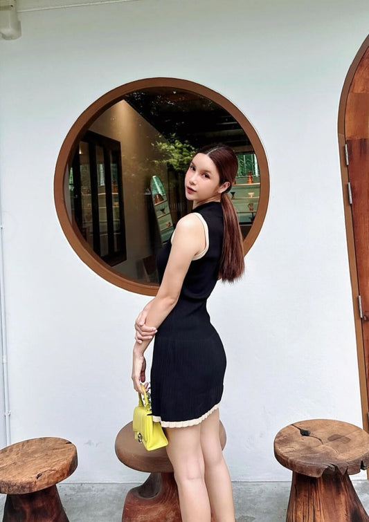 Noir Pleated Hem Knit Dress