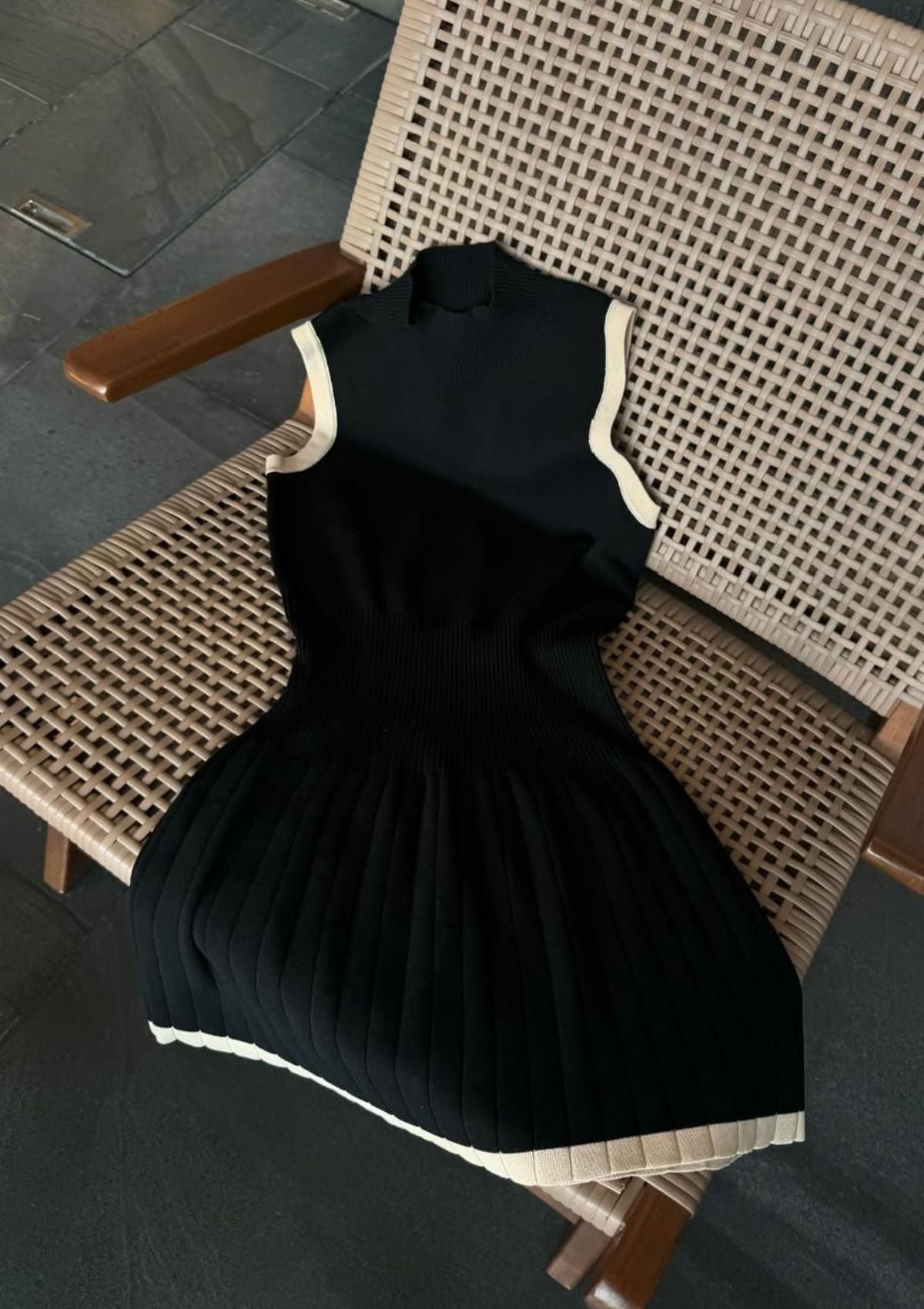 Noir Pleated Hem Knit Dress